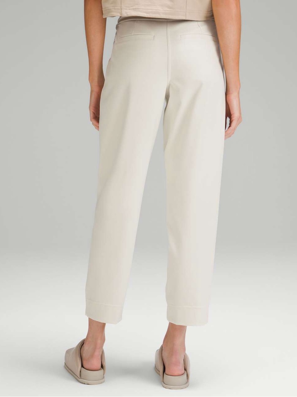 Lululemon Tapered-Leg Mid-Rise 7/8 Pant *Luxtreme
